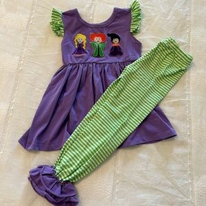 Hocus Pocus girls smocked set. Top + leggings. Size 6.